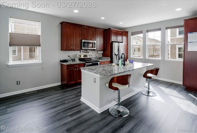 1081 N Sherman Drive, Royal Oak Charter Township, MI 48067