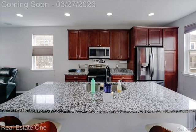 1081 N Sherman Drive, Royal Oak Charter Township, MI 48067