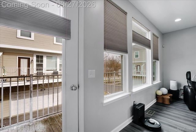 1081 N Sherman Drive, Royal Oak Charter Township, MI 48067