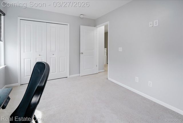 1081 N Sherman Drive, Royal Oak Charter Township, MI 48067