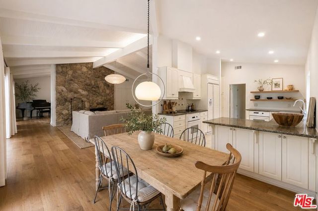 20337 Alerion Place, Woodland Hills, CA 91364
