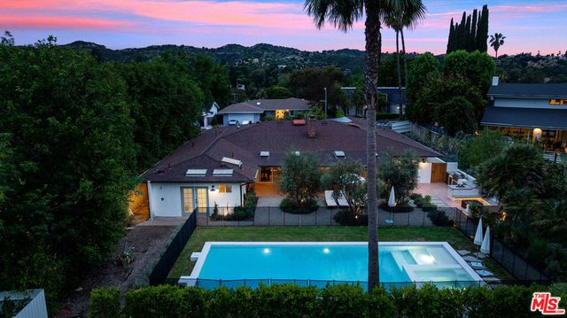 20337 Alerion Place, Woodland Hills, CA 91364