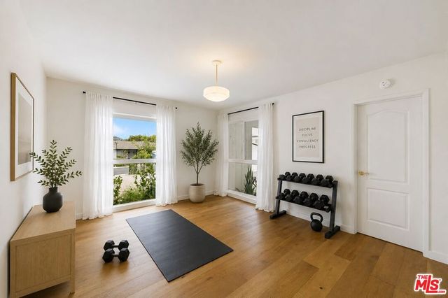 20337 Alerion Place, Woodland Hills, CA 91364