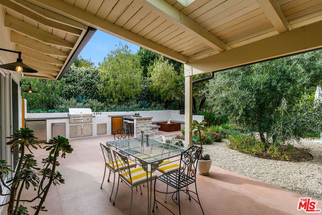 20337 Alerion Place, Woodland Hills, CA 91364
