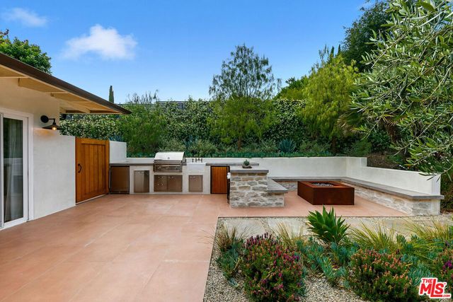 20337 Alerion Place, Woodland Hills, CA 91364