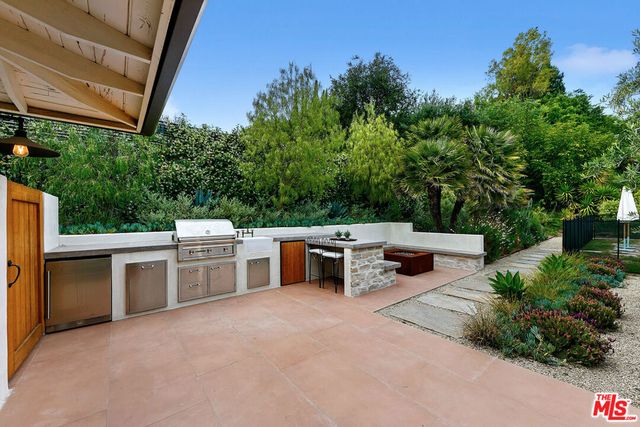 20337 Alerion Place, Woodland Hills, CA 91364