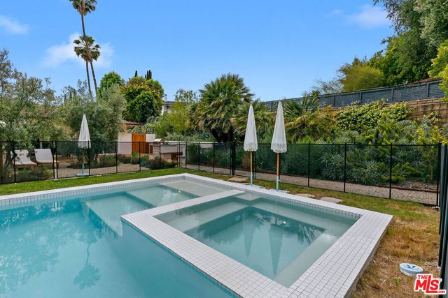 20337 Alerion Place, Woodland Hills, CA 91364