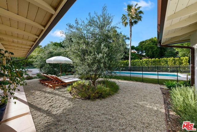20337 Alerion Place, Woodland Hills, CA 91364