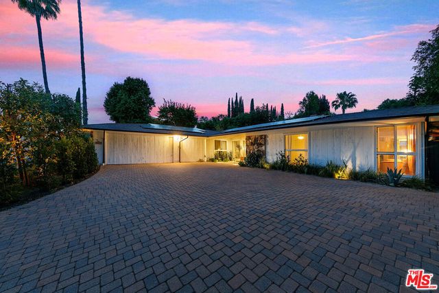20337 Alerion Place, Woodland Hills, CA 91364