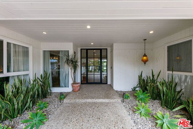 20337 Alerion Place, Woodland Hills, CA 91364