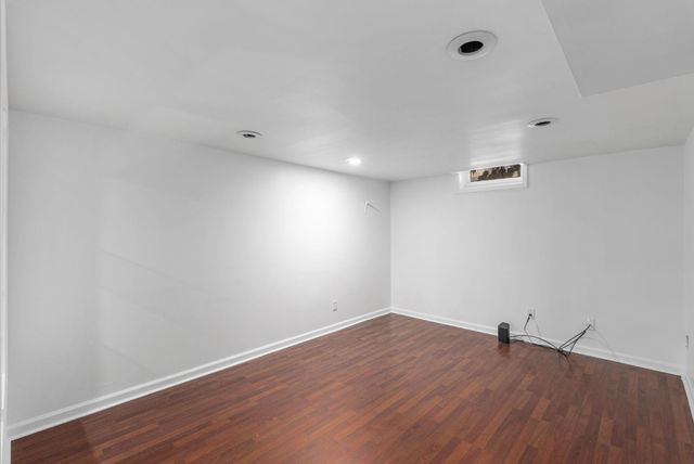 2060 S Old Manor Rd, Wichita, KS 67218