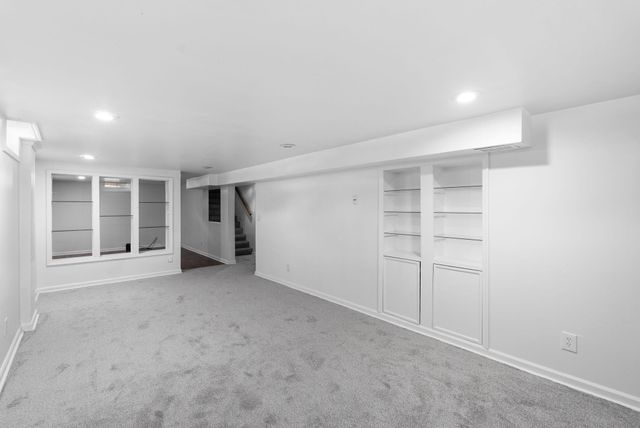 2060 S Old Manor Rd, Wichita, KS 67218