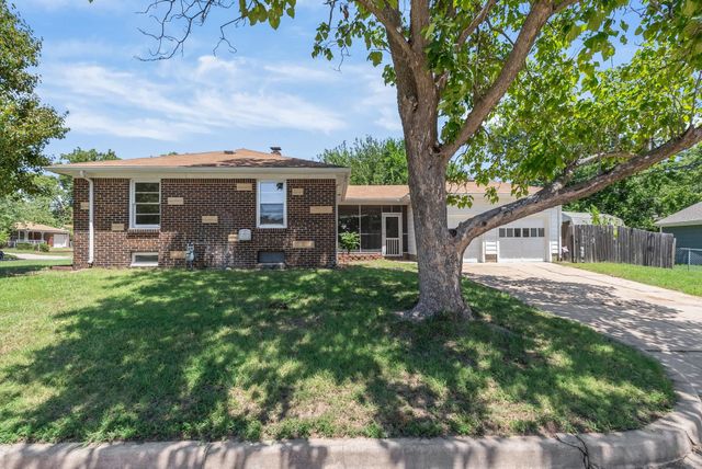 2060 S Old Manor Rd, Wichita, KS 67218