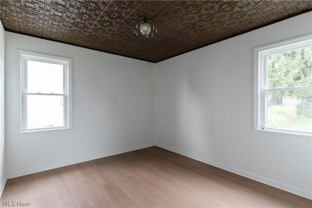 10201 Grace Avenue, Garfield Heights, OH 44125