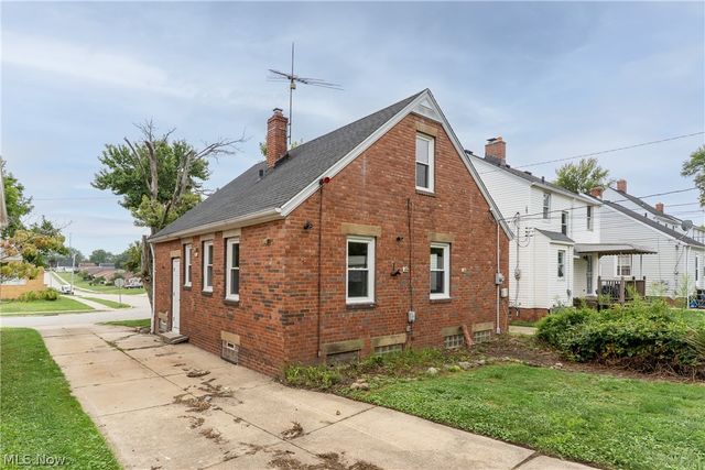 10201 Grace Avenue, Garfield Heights, OH 44125