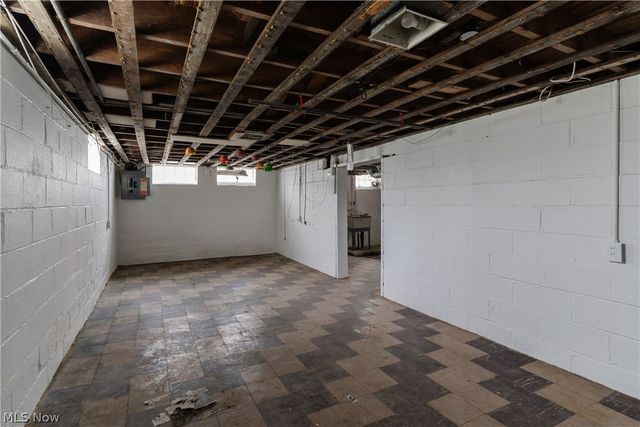 10201 Grace Avenue, Garfield Heights, OH 44125