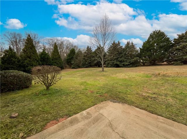 169 Manley Drive, Hampton, GA 30228