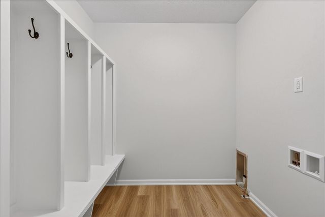 3575 13 Mile Road, Rockford, MI 49341