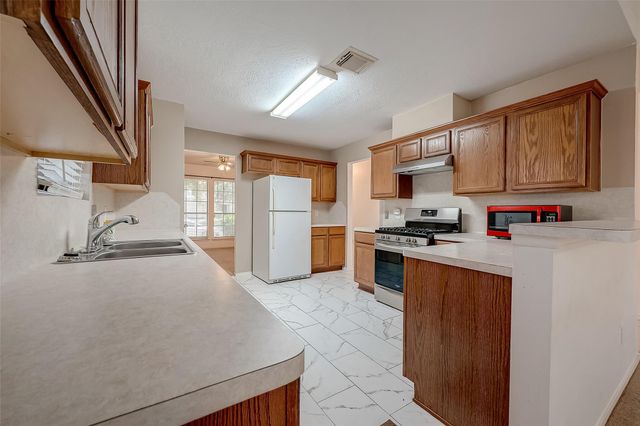 10902 Primrose Acres Lane, Houston, TX 77031
