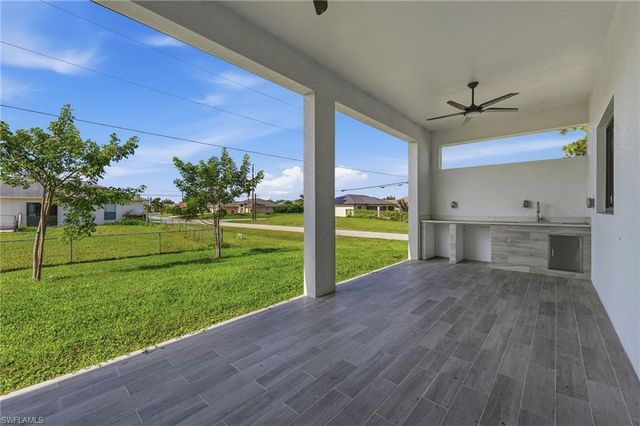 1728 Kismet PKWY W, Cape Coral, FL 33993