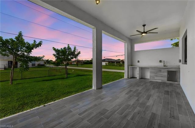 1728 Kismet PKWY W, Cape Coral, FL 33993