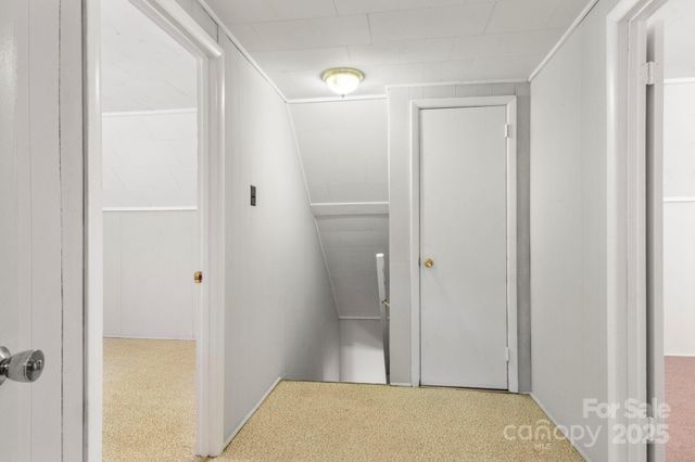 320 S Oakwood Drive, Statesville, NC 28677