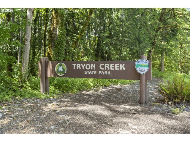1510 S CAREY Ln S, Portland, OR 97219