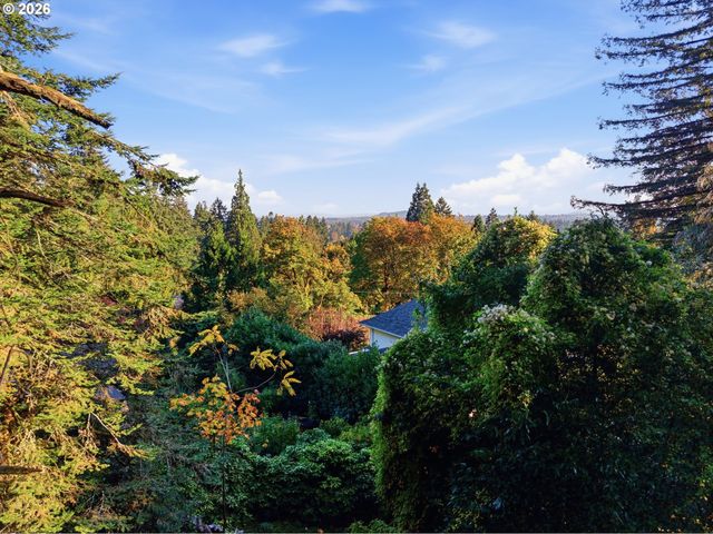 1510 S CAREY Ln S, Portland, OR 97219