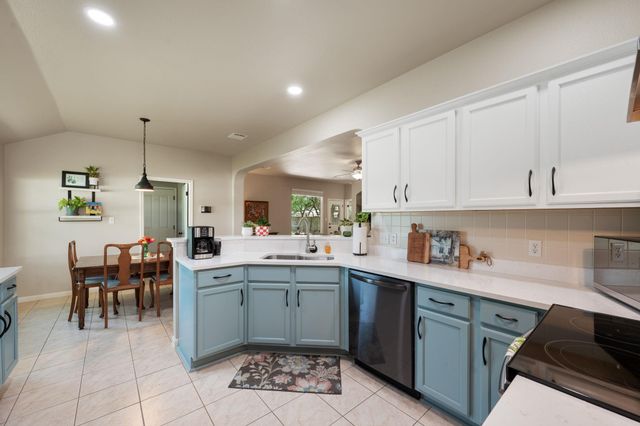 603 Prickly Pear PASS, Buda, TX 78610