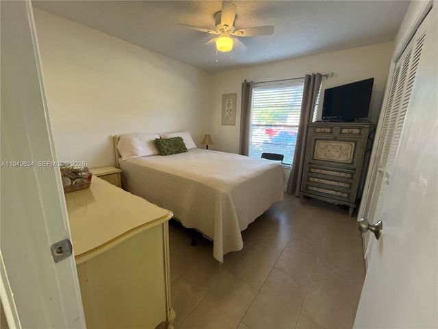 2 Briarwood Cir 112, Hollywood, FL 33024