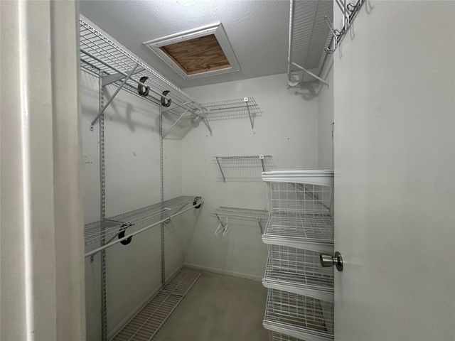 2120 El Paseo Street 806, Houston, TX 77054