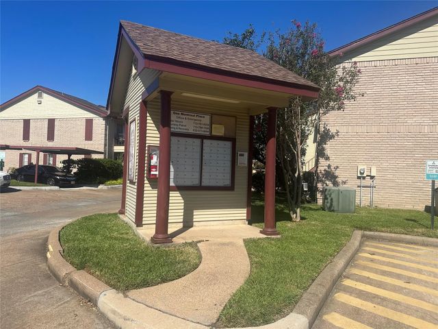 2120 El Paseo Street 806, Houston, TX 77054