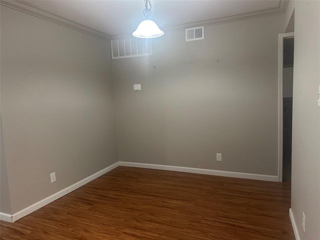 2120 El Paseo Street 806, Houston, TX 77054