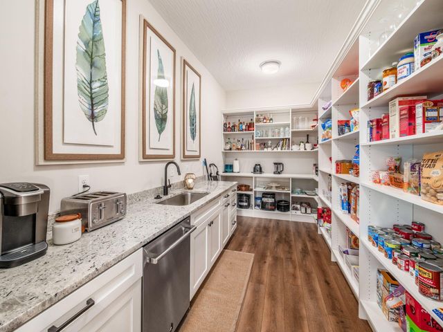 4754 Krendale Drive, Powell, OH 43065