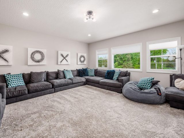 4754 Krendale Drive, Powell, OH 43065