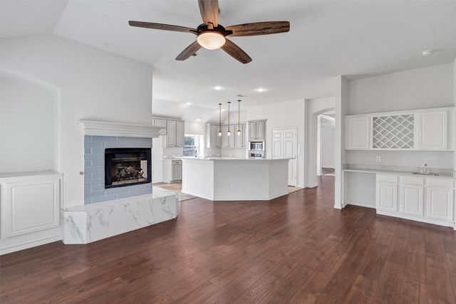 6513 High Brook Drive, Fort Worth, TX 76132