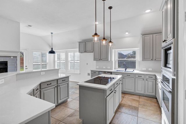 6513 High Brook Drive, Fort Worth, TX 76132