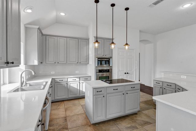 6513 High Brook Drive, Fort Worth, TX 76132