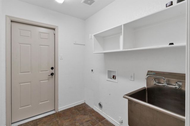 6513 High Brook Drive, Fort Worth, TX 76132