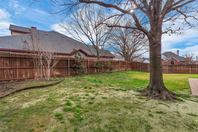 6513 High Brook Drive, Fort Worth, TX 76132