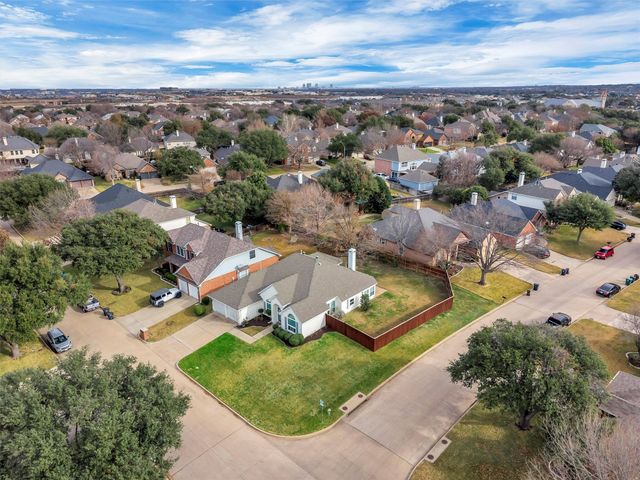 6513 High Brook Drive, Fort Worth, TX 76132