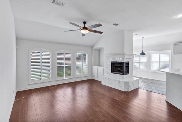 6513 High Brook Drive, Fort Worth, TX 76132