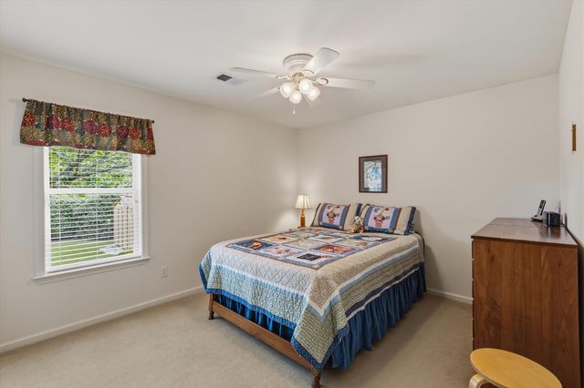5060 HOLSTEN CREEK CV, Bartlett, TN 38135