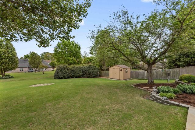 5060 HOLSTEN CREEK CV, Bartlett, TN 38135