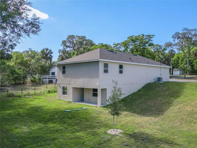 502 E HOWRY AVENUE, Deland, FL 32724