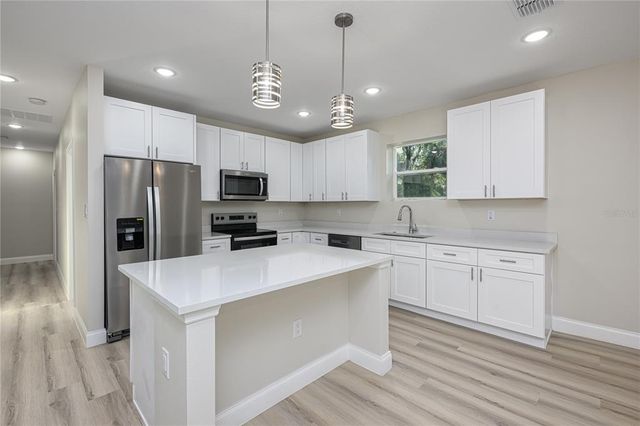 502 E HOWRY AVENUE, Deland, FL 32724
