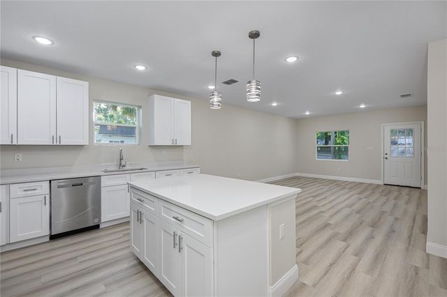 502 E HOWRY AVENUE, Deland, FL 32724