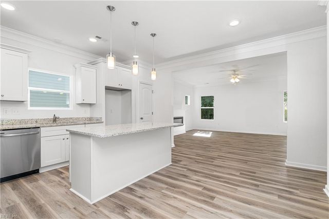 725 Mayfield AVE, Norfolk, VA 23518