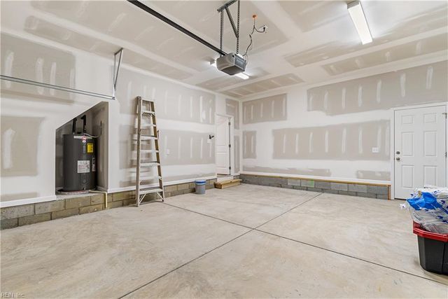 725 Mayfield AVE, Norfolk, VA 23518