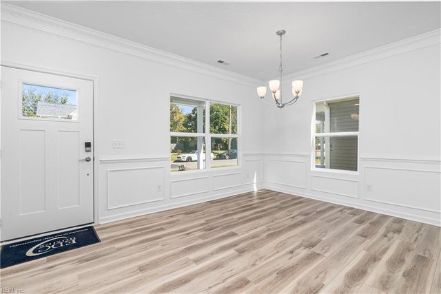 725 Mayfield AVE, Norfolk, VA 23518